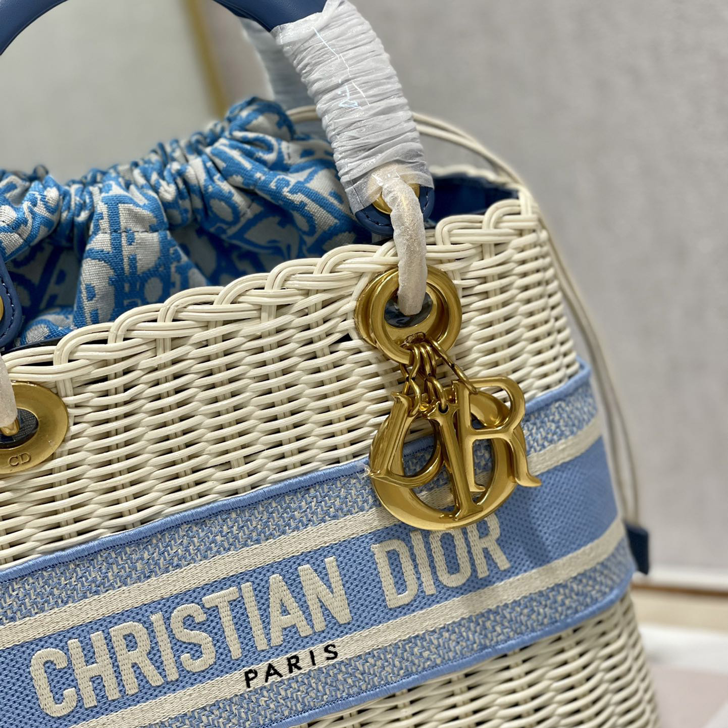 Dior Medium Lady Dior Bag(24-20-11cm) - DopestKickz