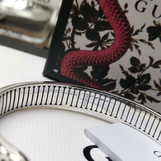 Gucci Bracelet With Double G In Silver - DopestKickz