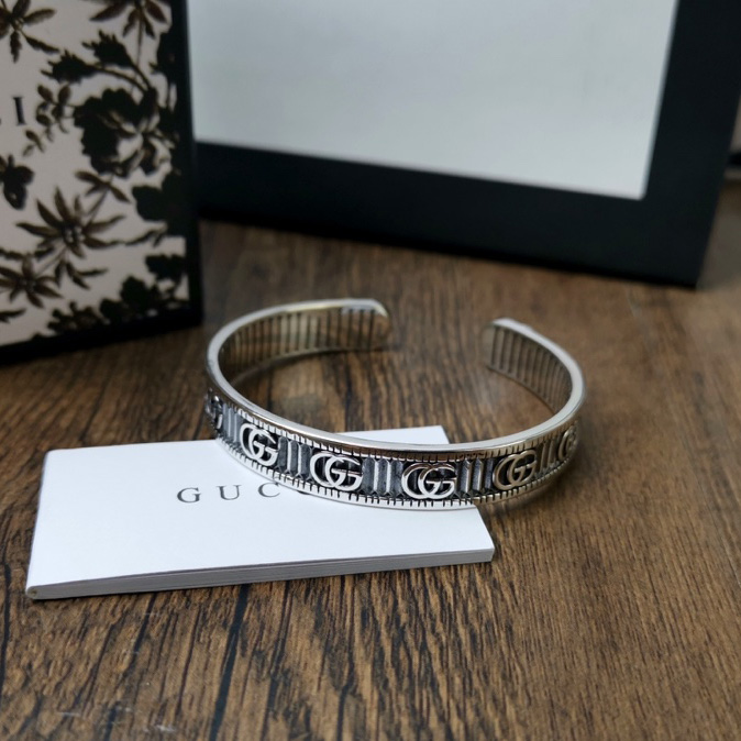 Gucci Bracelet With Double G In Silver - DopestKickz