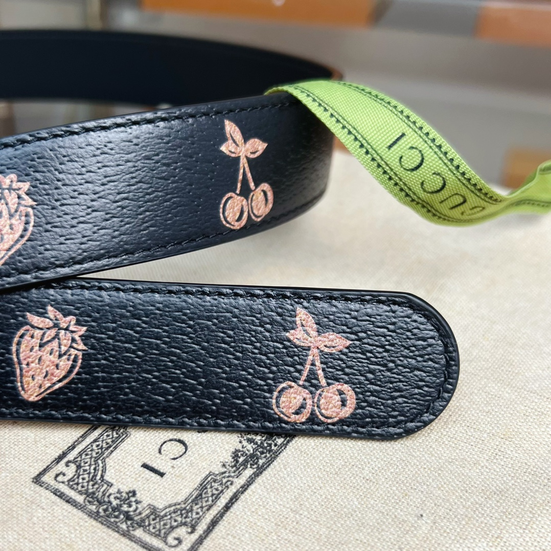 Gucci  GG Marmont Thin Belt - DopestKickz