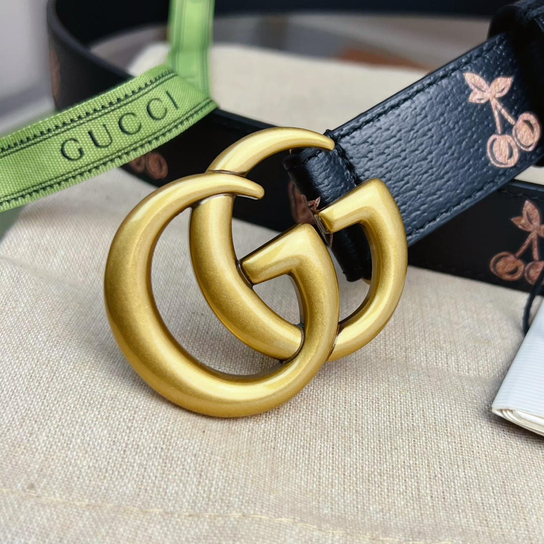 Gucci  GG Marmont Thin Belt - DopestKickz