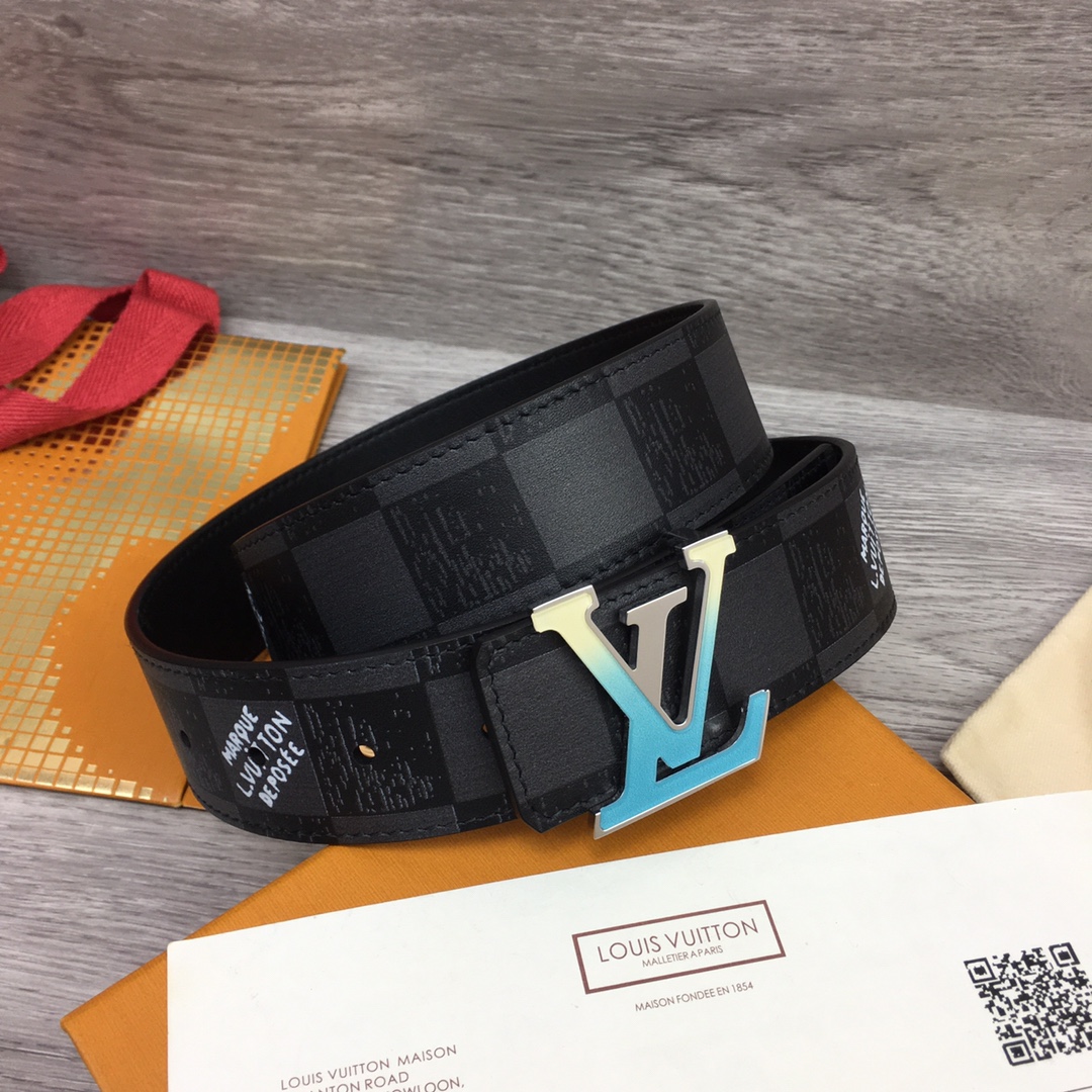 Louis Vuitton Shape 40MM Reversible Belt - DopestKickz