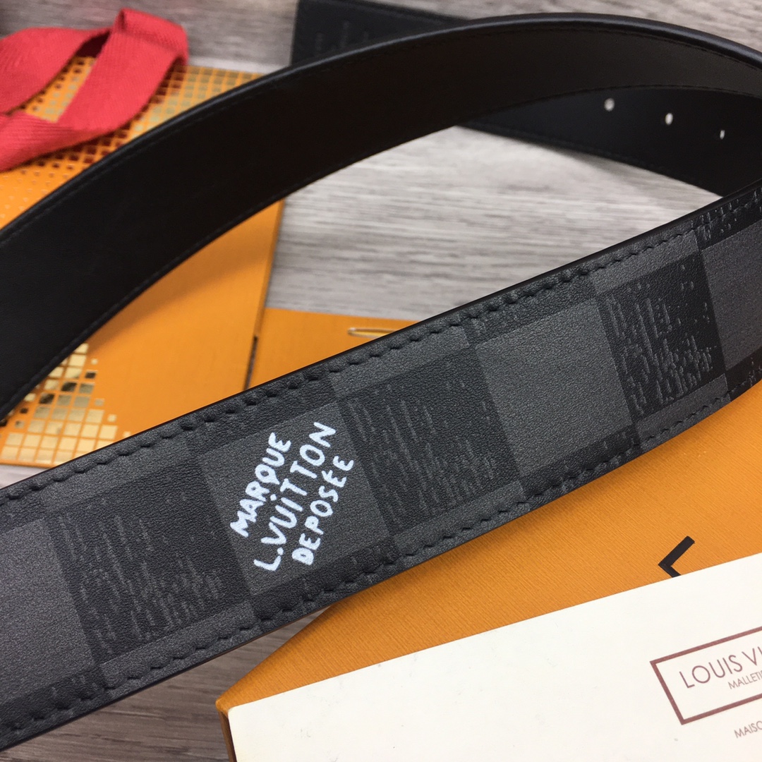 Louis Vuitton Shape 40MM Reversible Belt - DopestKickz