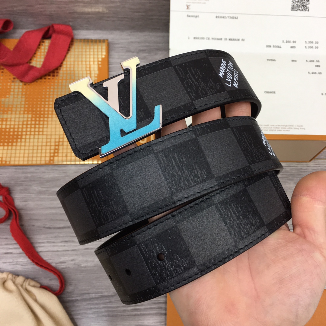 Louis Vuitton Shape 40MM Reversible Belt - DopestKickz