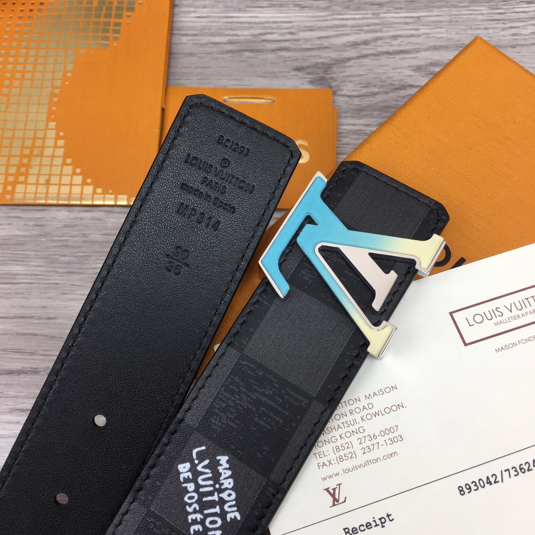 Louis Vuitton Shape 40MM Reversible Belt - DopestKickz