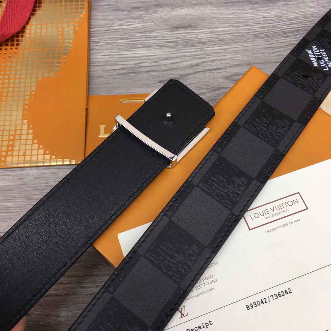 Louis Vuitton Shape 40MM Reversible Belt - DopestKickz