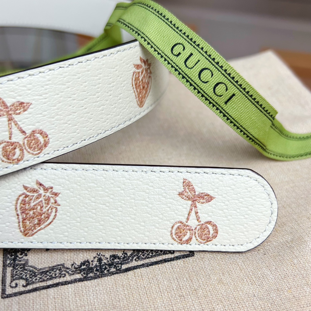 Gucci  GG Marmont Thin Belt - DopestKickz