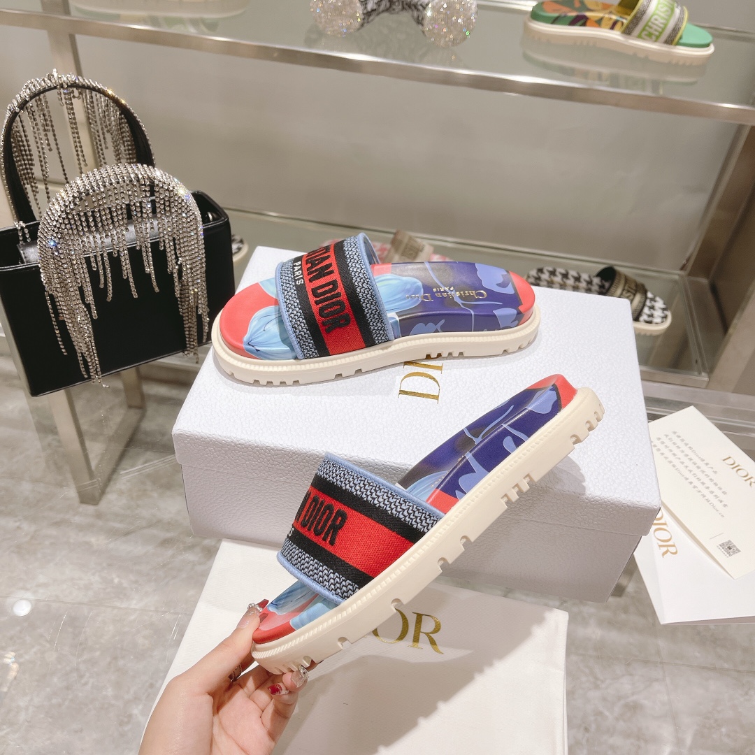 Dior Dway Slide - DopestKickz