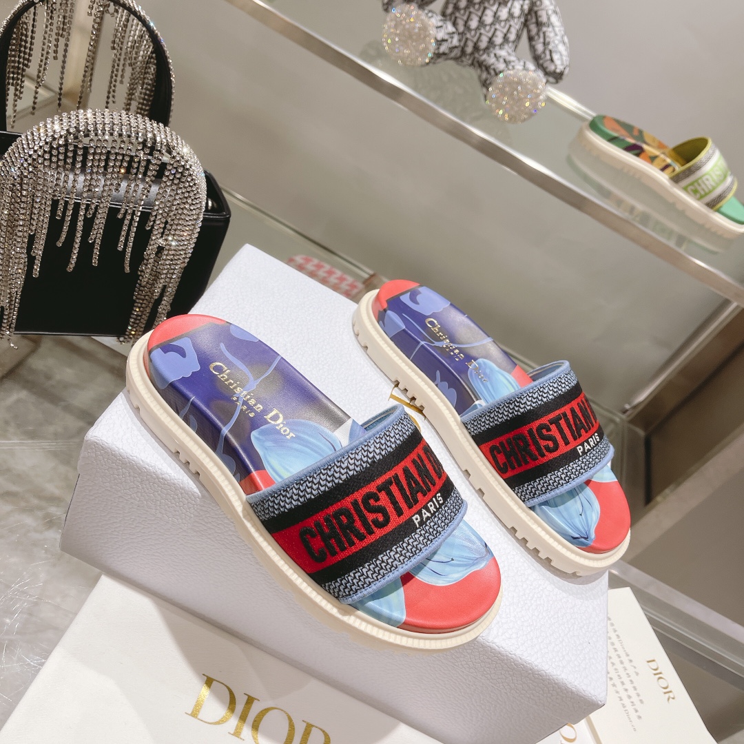 Dior Dway Slide - DopestKickz
