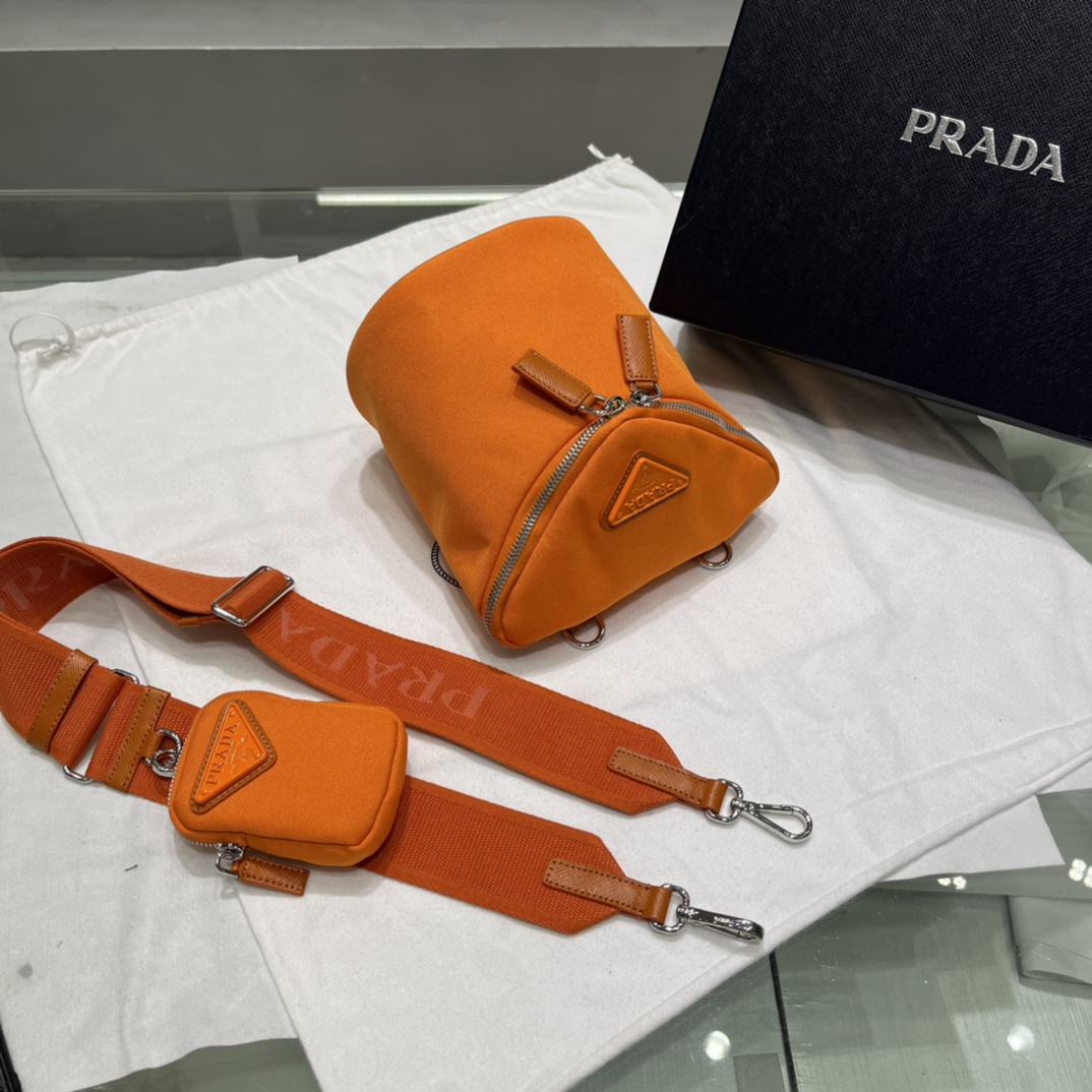 Prada Canvas Shoulder Bag(21-15-15cm)   2VH147 - DopestKickz