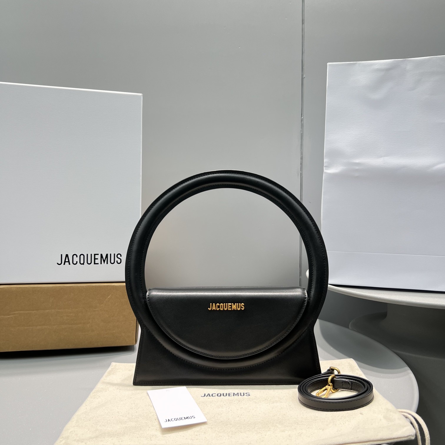 Jacquemus Le Sac Rond Circle Purse In Black(26-13-6cm) - DopestKickz