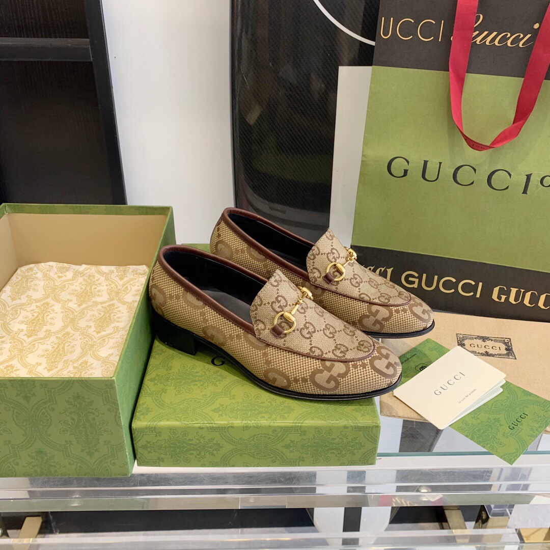 Gucci Women's Maxi GG Gucci Jordaan Loafer - DopestKickz