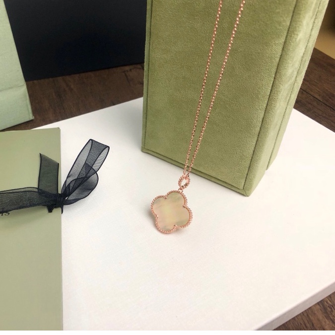 Van Cleef & Arpels Magic Alhambra Long Necklace, 1 Motif - DopestKickz