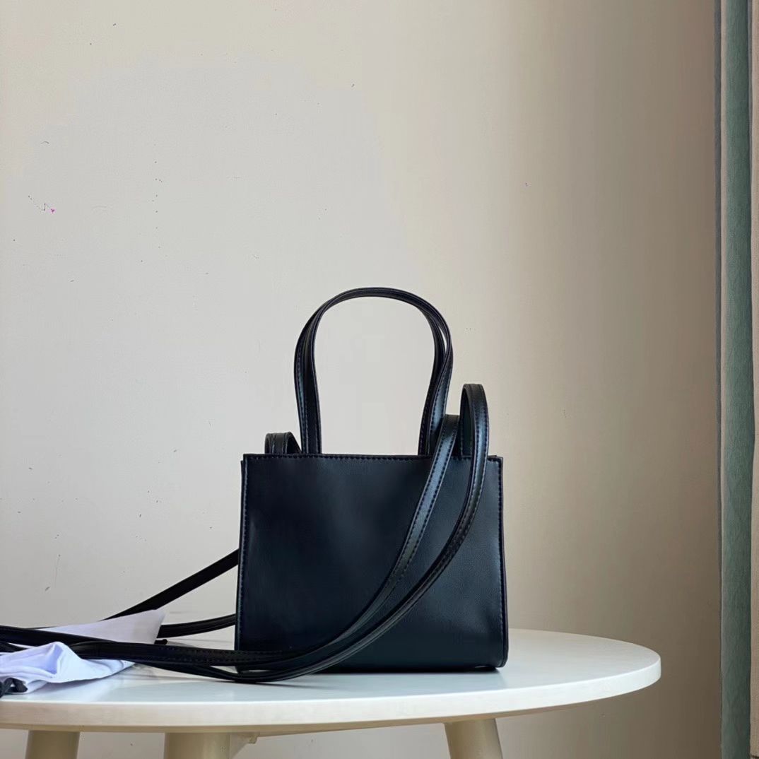 Dolce & Gabbana Small Black Shopping Bag(17-14-8) - DopestKickz