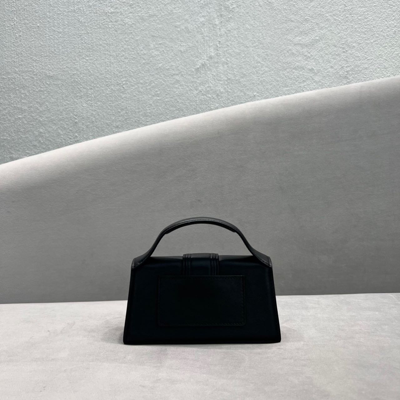 Jacquemus Le Grand Bambino Handbag With Adjustable Crossbody Strap(24-13-7CM) - DopestKickz