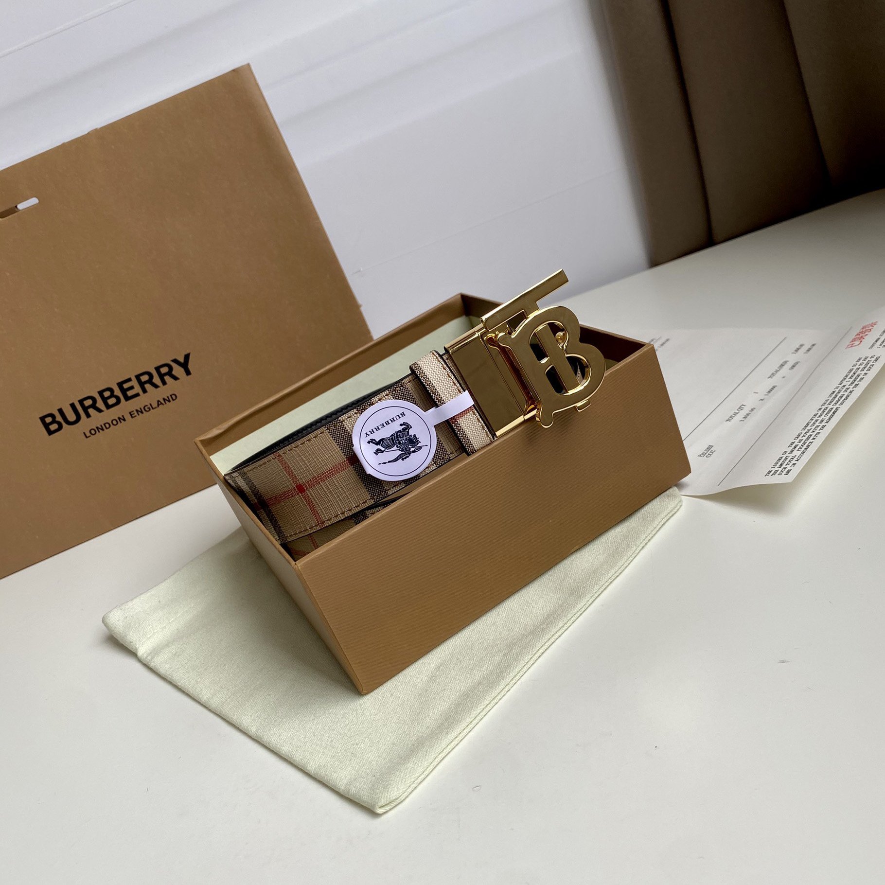 Burberry TB Monogram Vintage Check Bel—35mm - DopestKickz