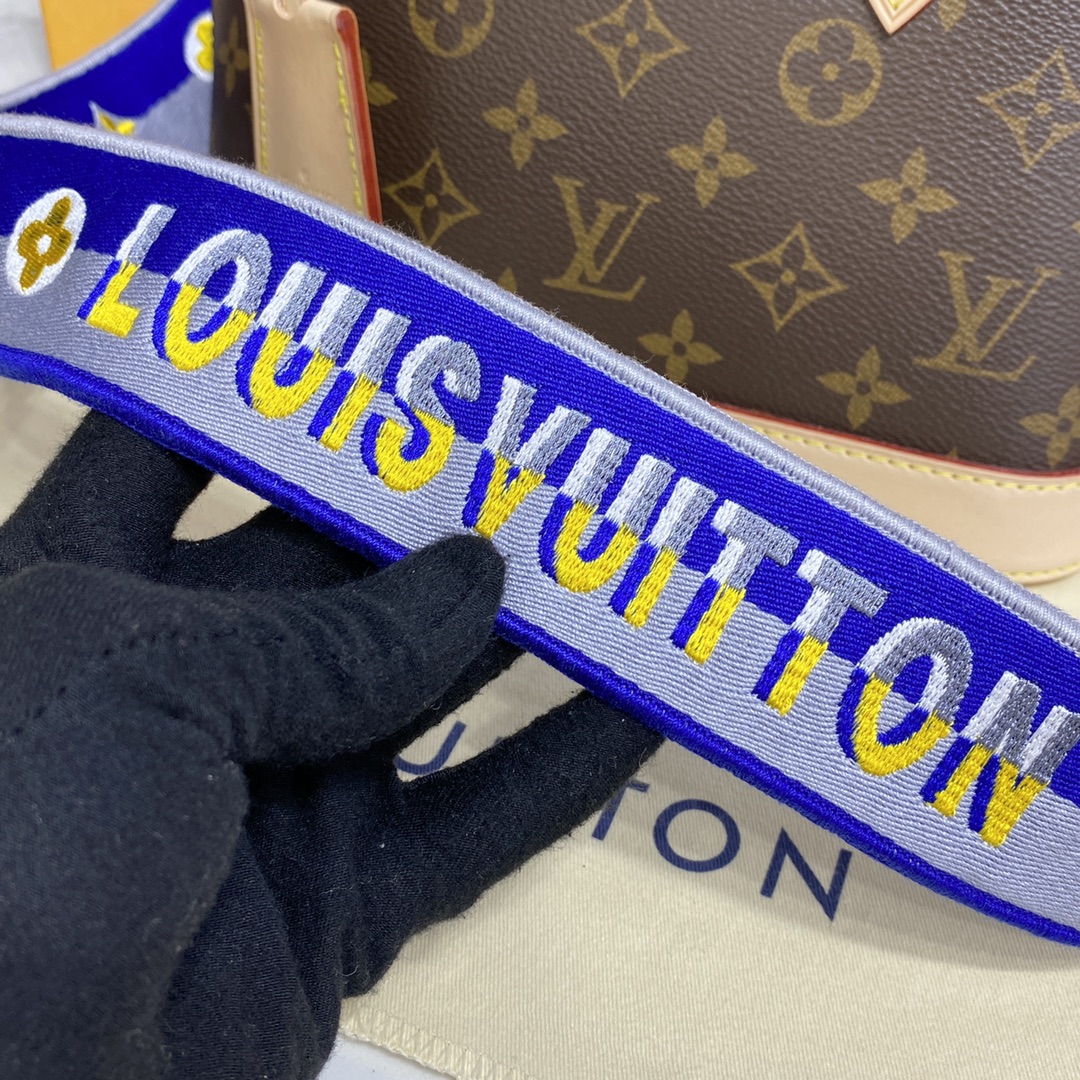 Louis Vuitton Alma BB Monogram Canvas Handbag (23.5-17.5-11.5cm)     M53152 - DopestKickz