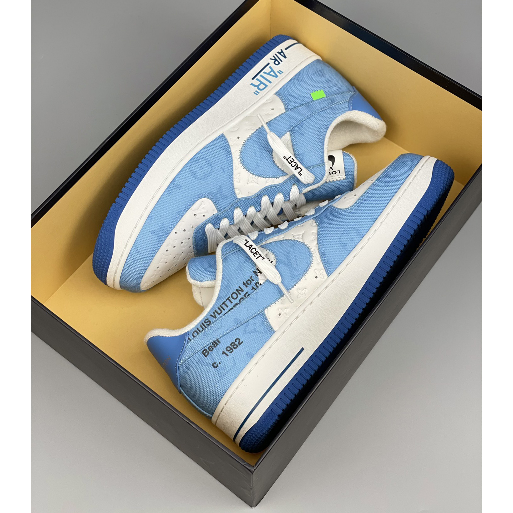 Louis Vuitton x Off-White x Nike Sneaker    - DopestKickz