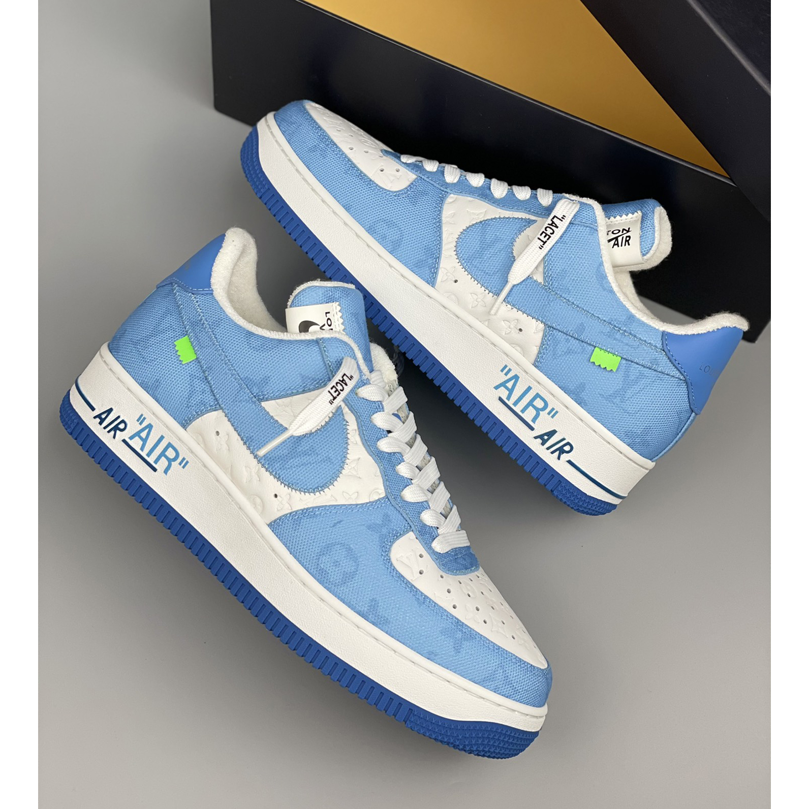 Louis Vuitton x Off-White x Nike Sneaker    - DopestKickz