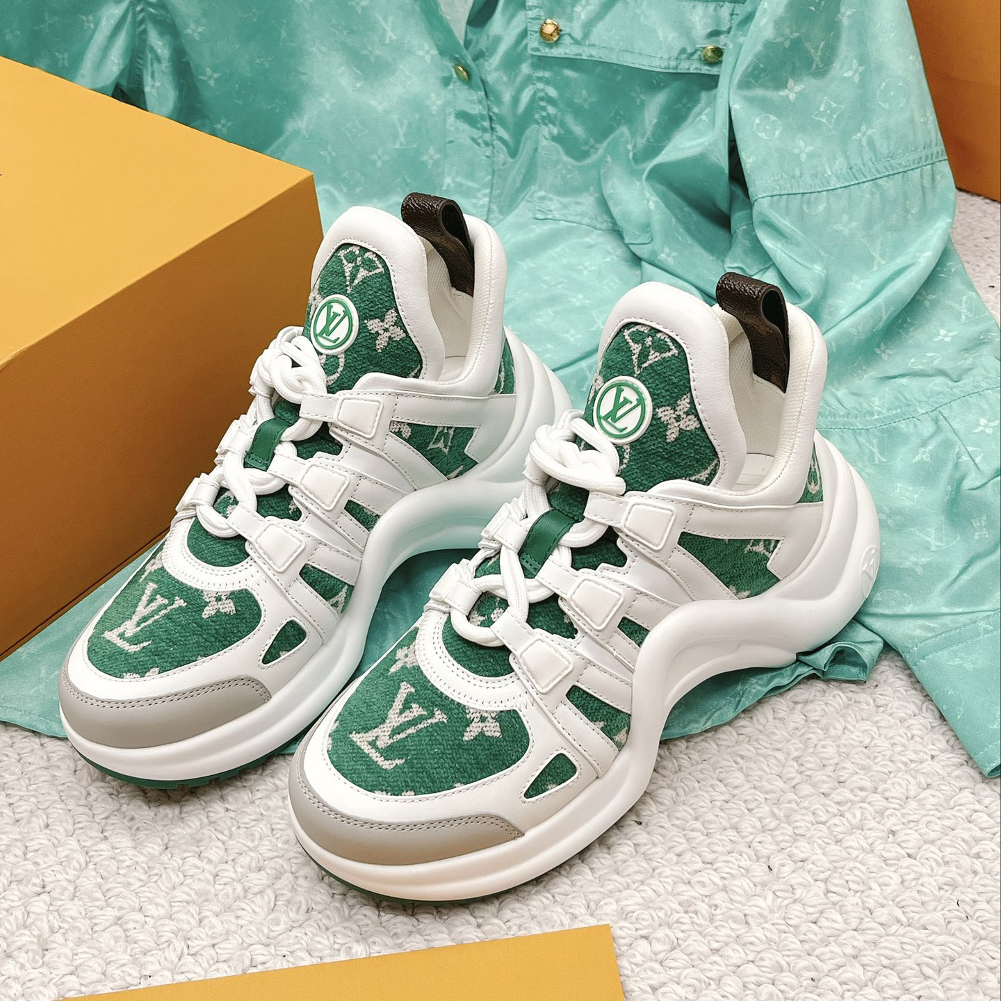 Louis Vuitton LV Archlight Sneaker     1AACT2 - DopestKickz