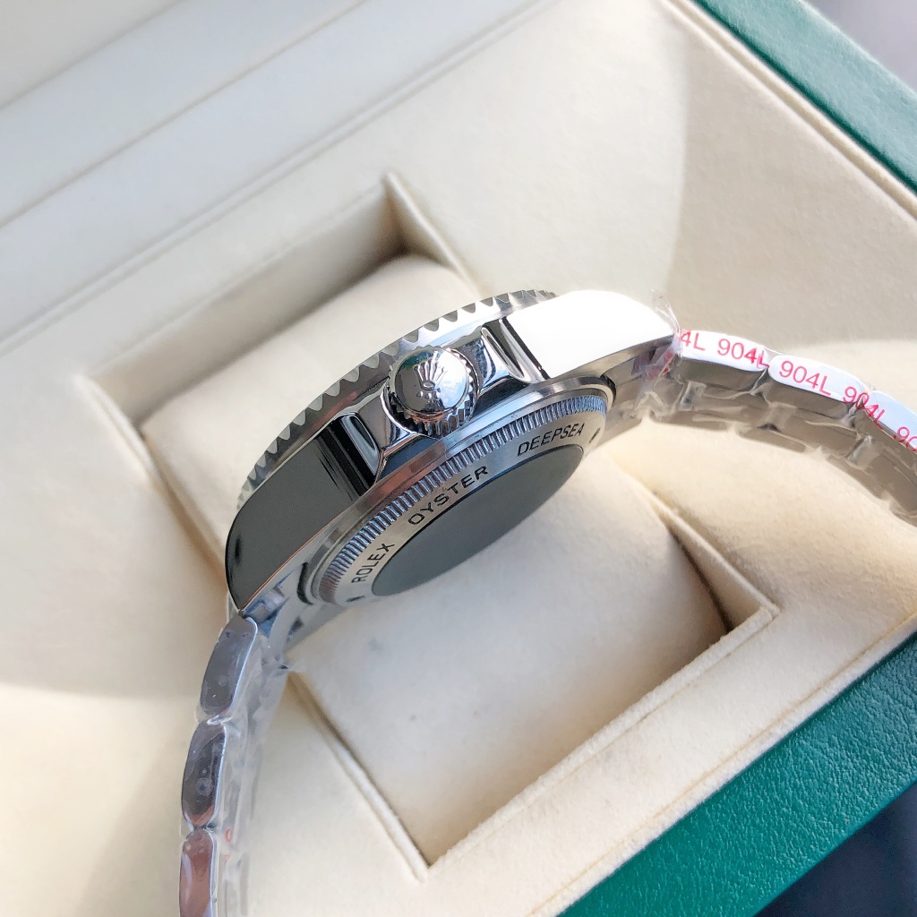 Rolex  Watch    - DopestKickz