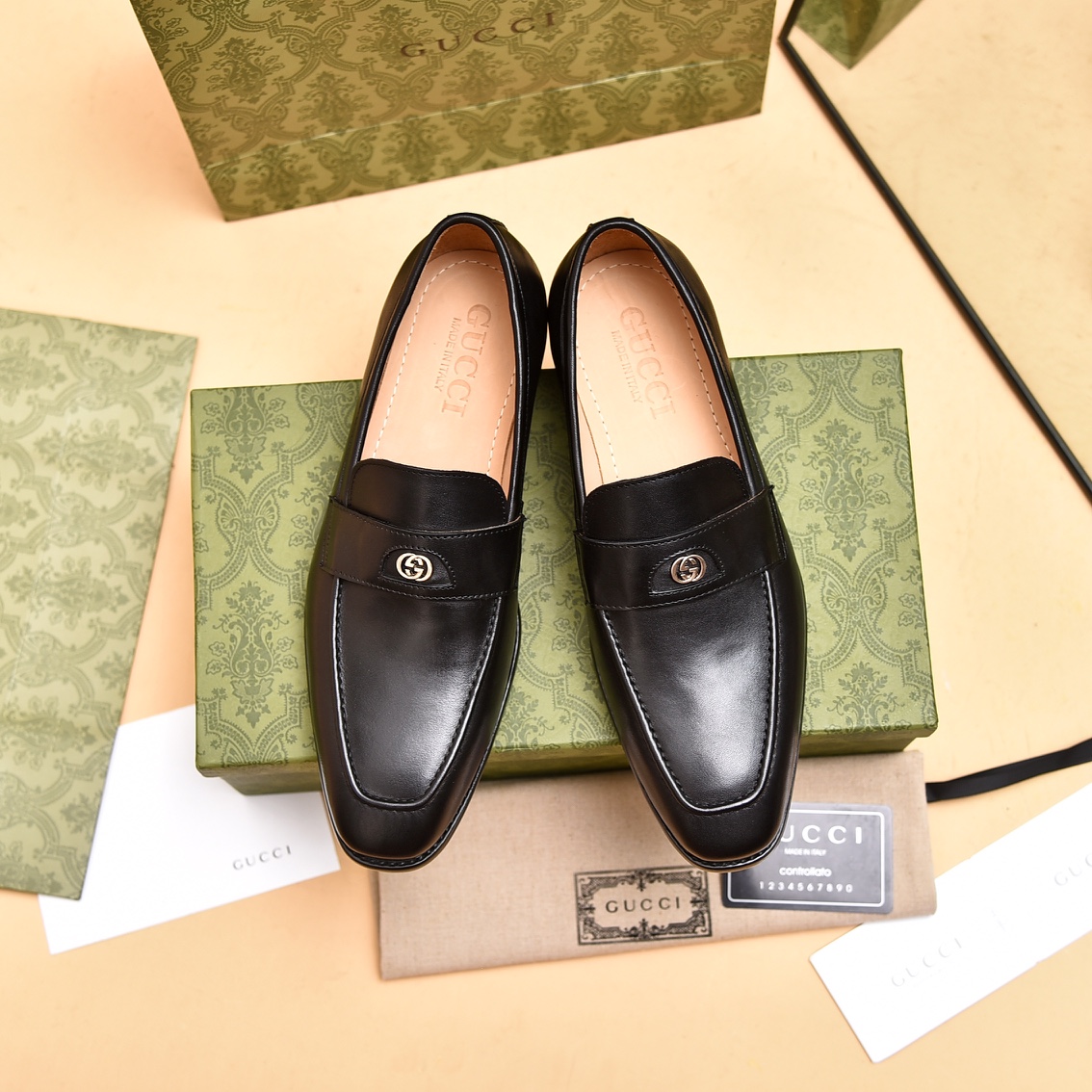 Gucci Men's Loafer With Interlocking G - DopestKickz