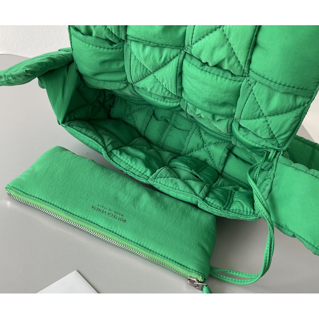 Bottega Veneta Padded Tech Cassette Padded Intreccio Nylon Cross-Body Bag(30-15-7.5cm) - DopestKickz