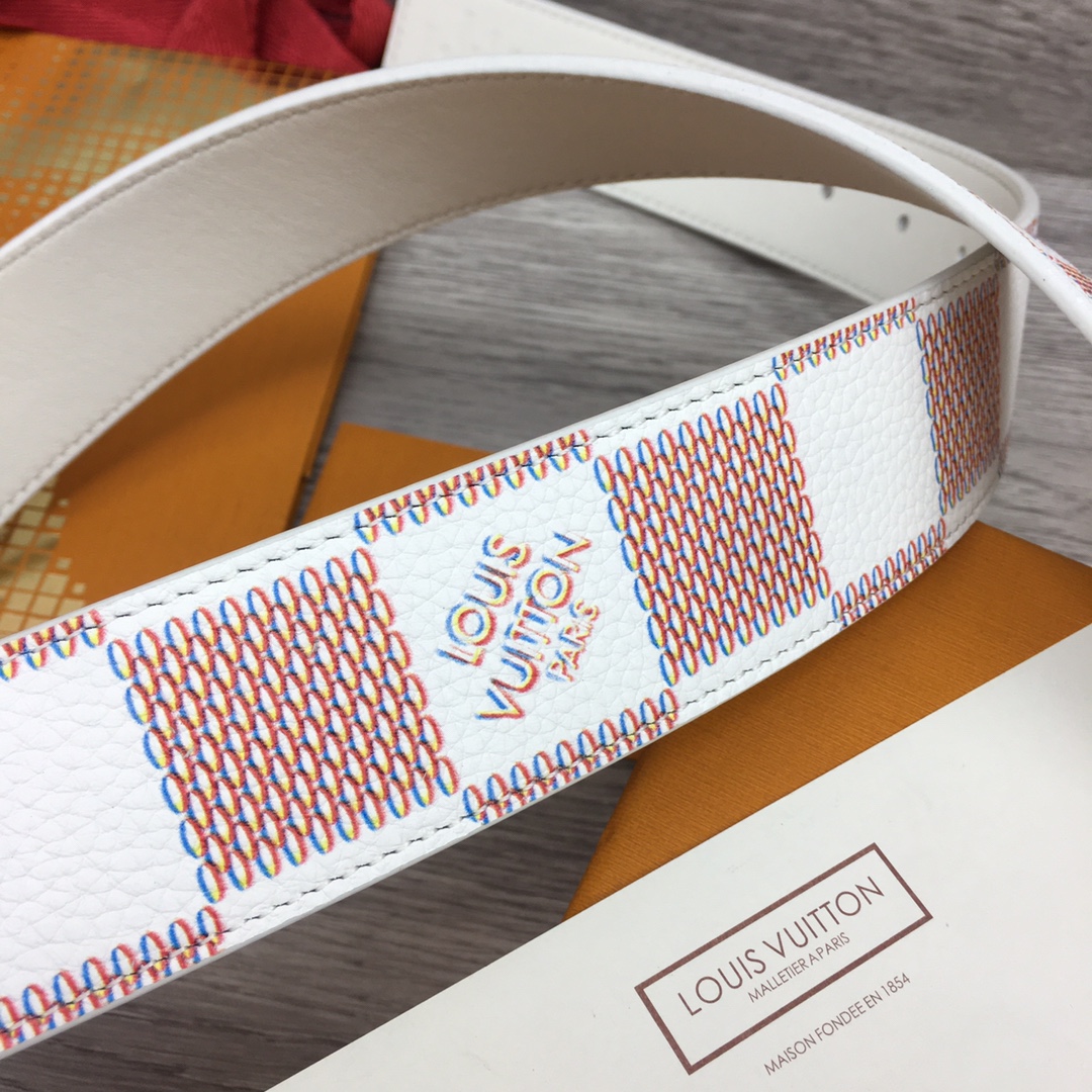 Louis Vuitton LV Optic 40MM Reversible Belt   M0556S - DopestKickz