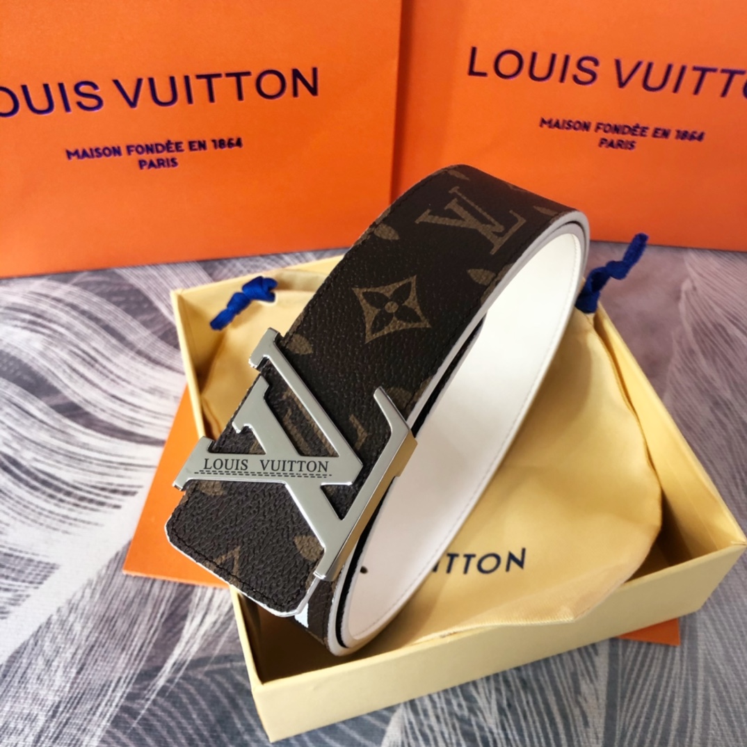 Louis Vuitton LV Pyramide Cities Exclusive 40MM Reversible Belt—Beijing - DopestKickz
