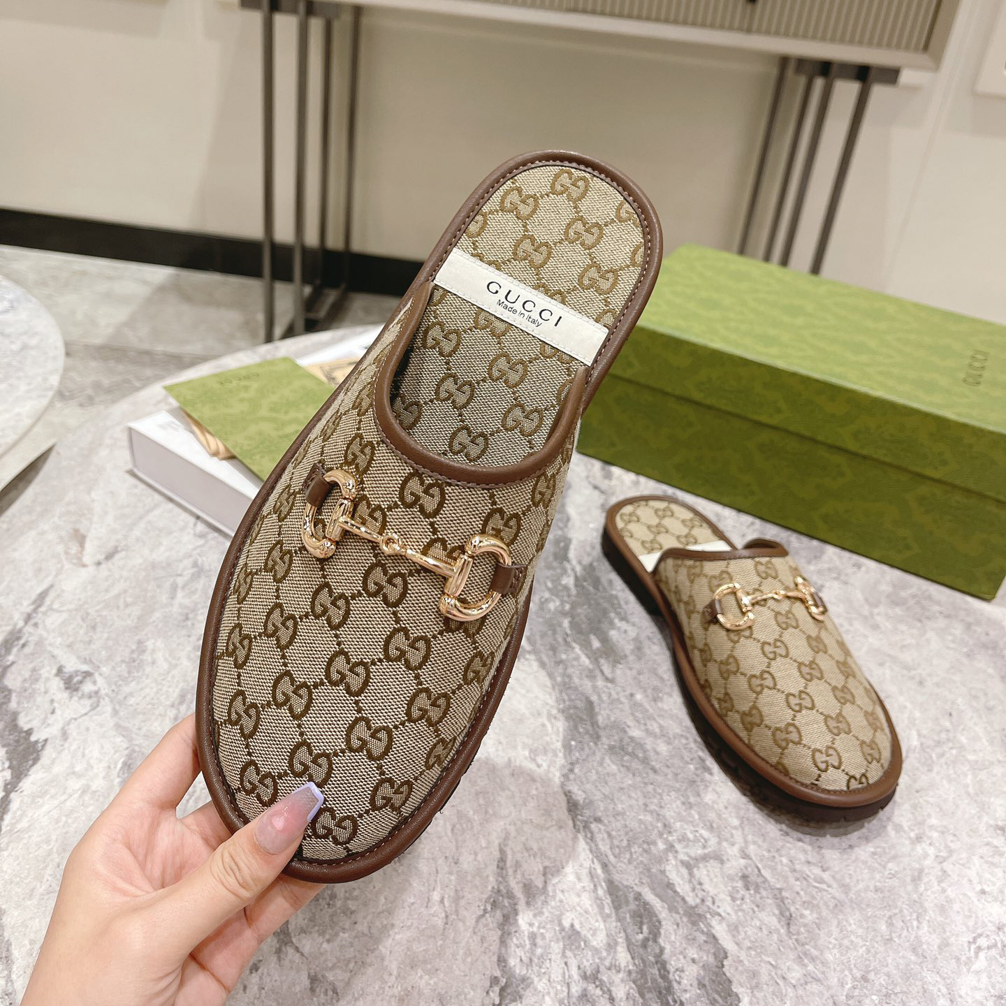 Gucci Men's Slipper With Horsebit - DopestKickz