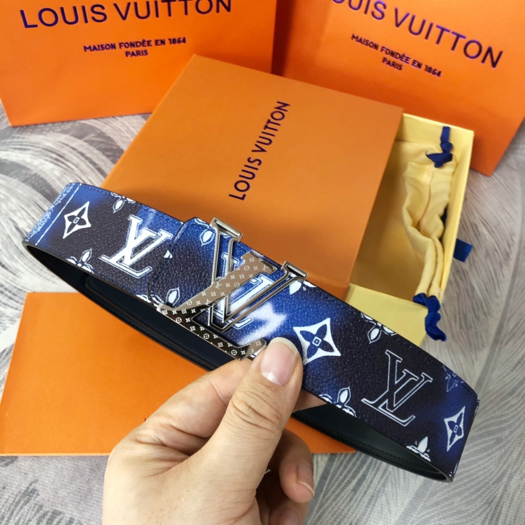 Louis Vuitton LV Initials Mng Bandana 40MM Reversible Belt   M0530T - DopestKickz