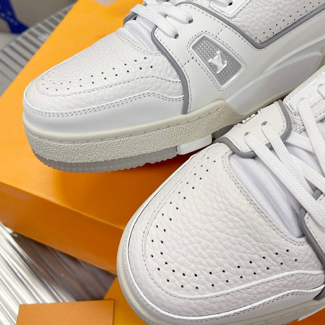 Louis Vuitton LV  Trainer Sneaker（Upon UK Size）    1A8WB3 - DopestKickz
