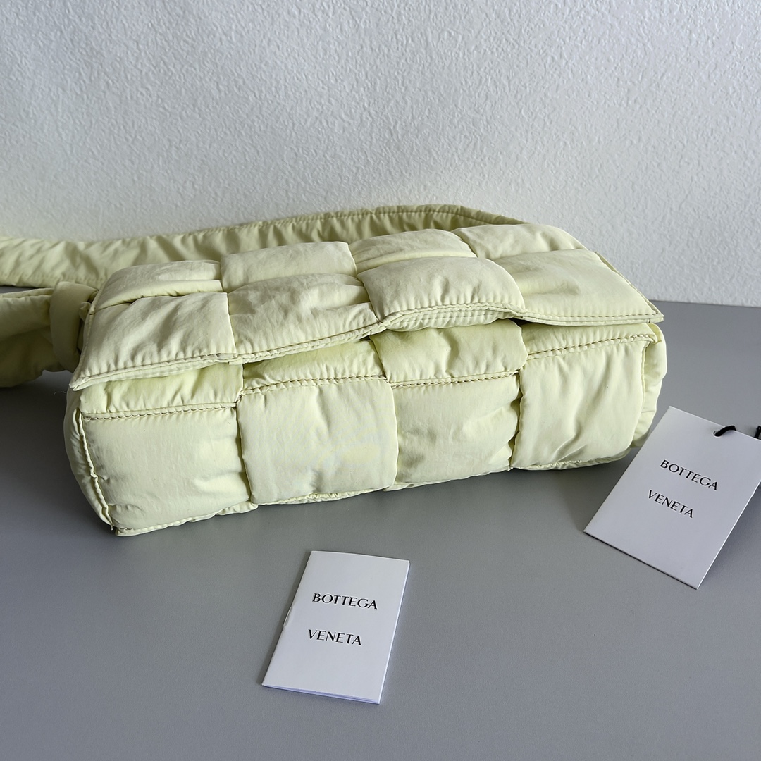 Bottega Veneta Padded Tech Cassette Padded Intreccio Nylon Cross-Body Bag(30-15-7.5cm) - DopestKickz