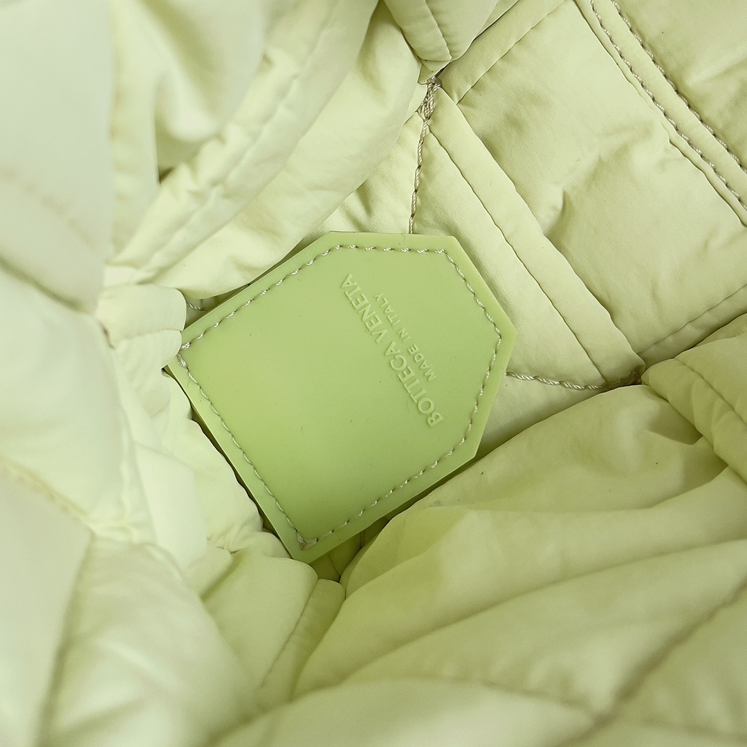 Bottega Veneta Padded Tech Cassette Padded Intreccio Nylon Cross-Body Bag(30-15-7.5cm) - DopestKickz