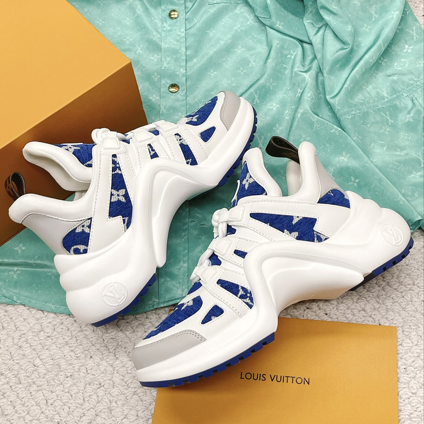Louis Vuitton LV Archlight Sneaker     1AACTY - DopestKickz