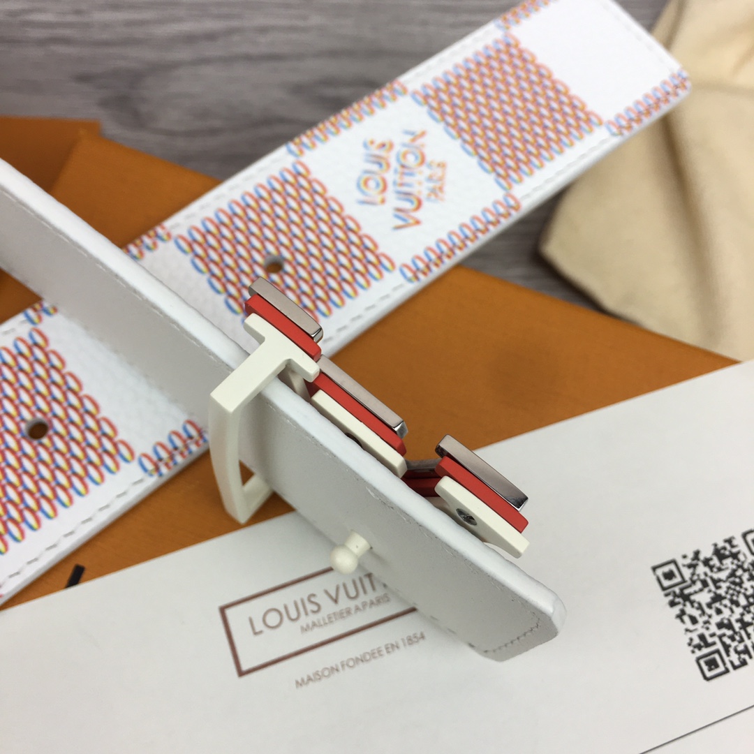 Louis Vuitton LV Optic 40MM Reversible Belt   M0556S - DopestKickz