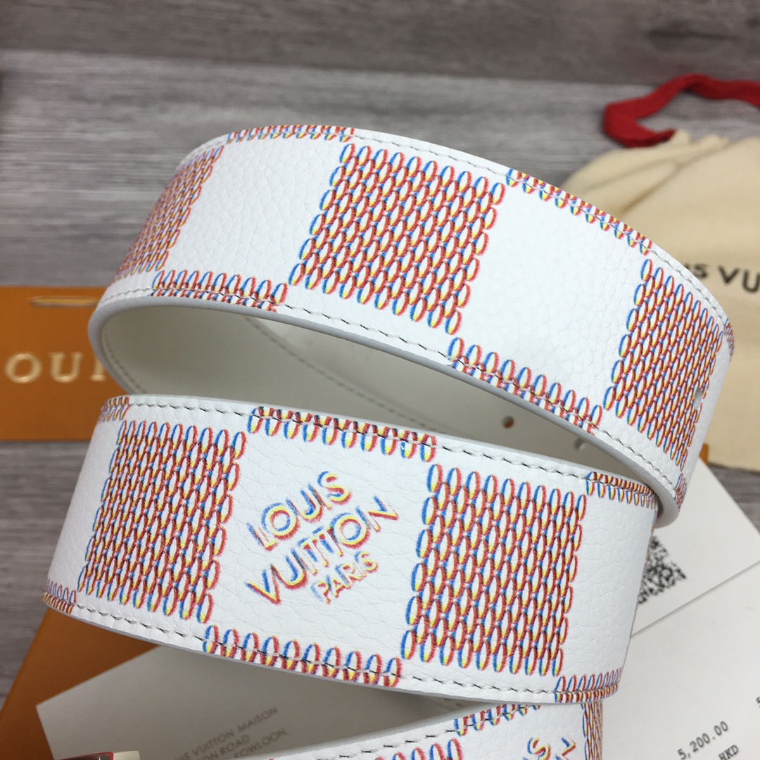 Louis Vuitton LV Optic 40MM Reversible Belt   M0556S - DopestKickz