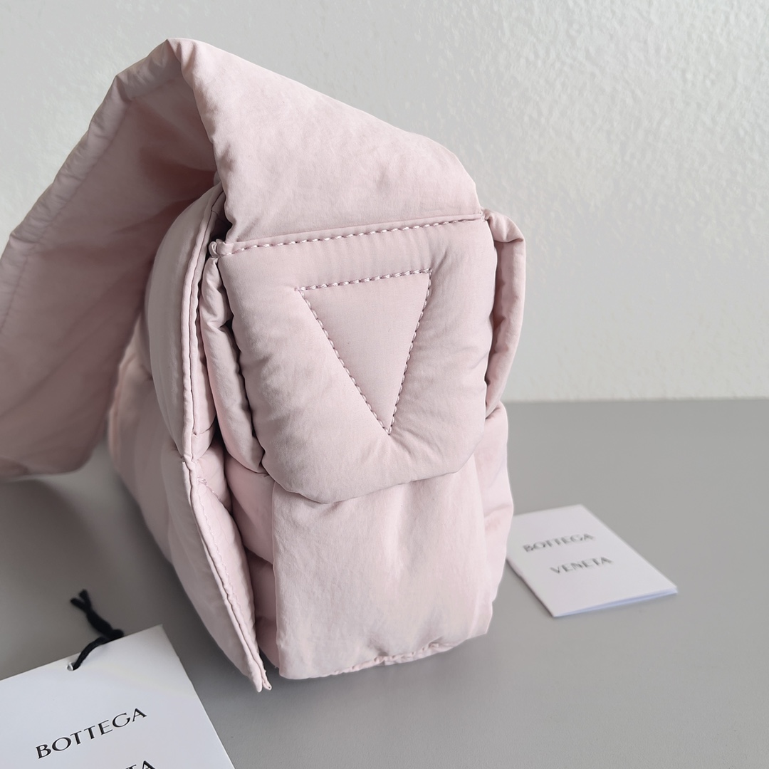 Bottega Veneta Padded Tech Cassette Padded Intreccio Nylon Cross-Body Bag(30-15-7.5cm) - DopestKickz