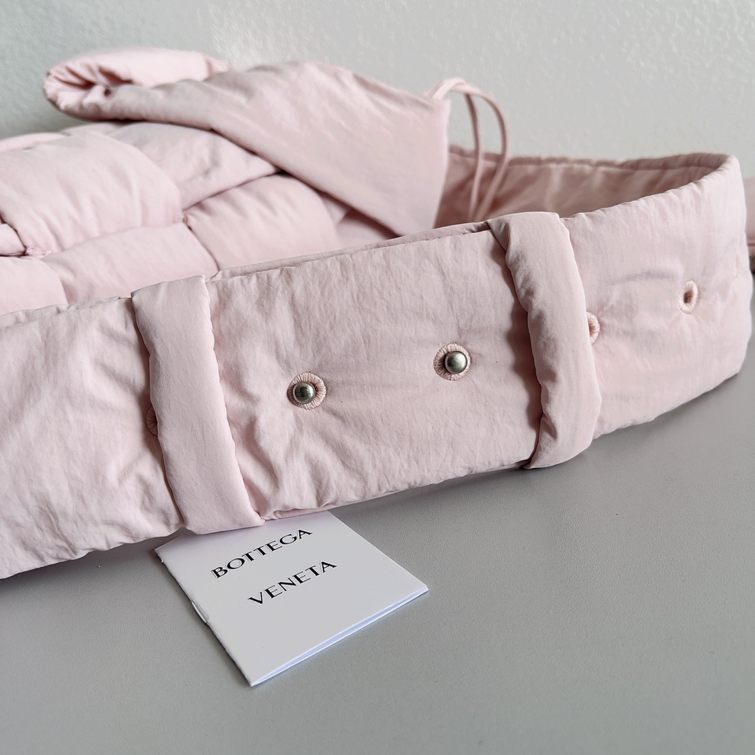 Bottega Veneta Padded Tech Cassette Padded Intreccio Nylon Cross-Body Bag(30-15-7.5cm) - DopestKickz