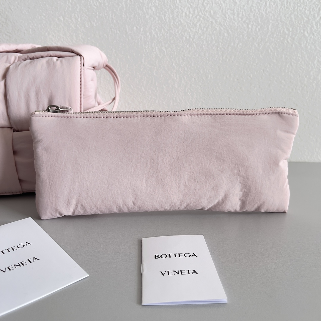 Bottega Veneta Padded Tech Cassette Padded Intreccio Nylon Cross-Body Bag(30-15-7.5cm) - DopestKickz