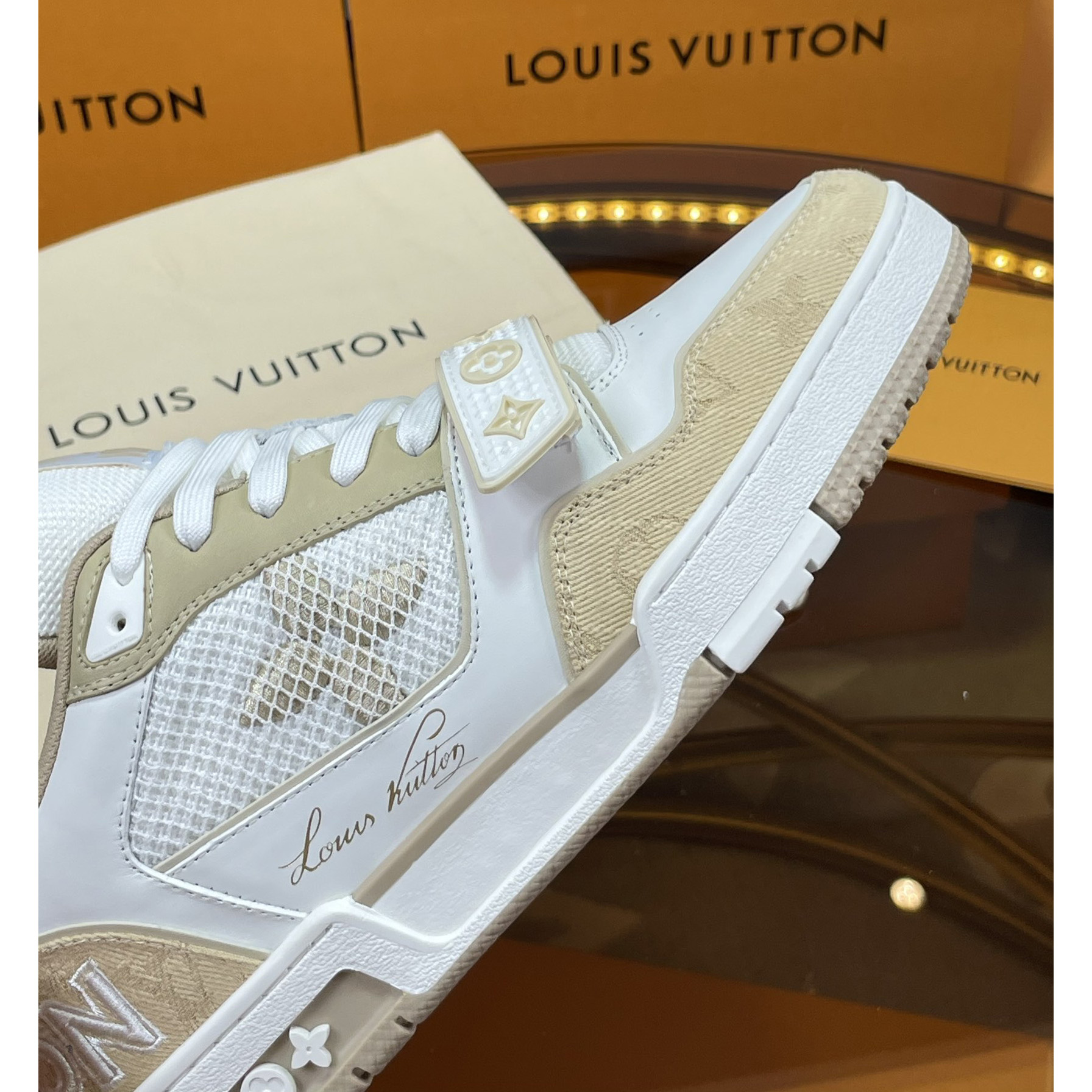 Louis Vuitton LV  Trainer Sneaker    1A9ZC7 - DopestKickz