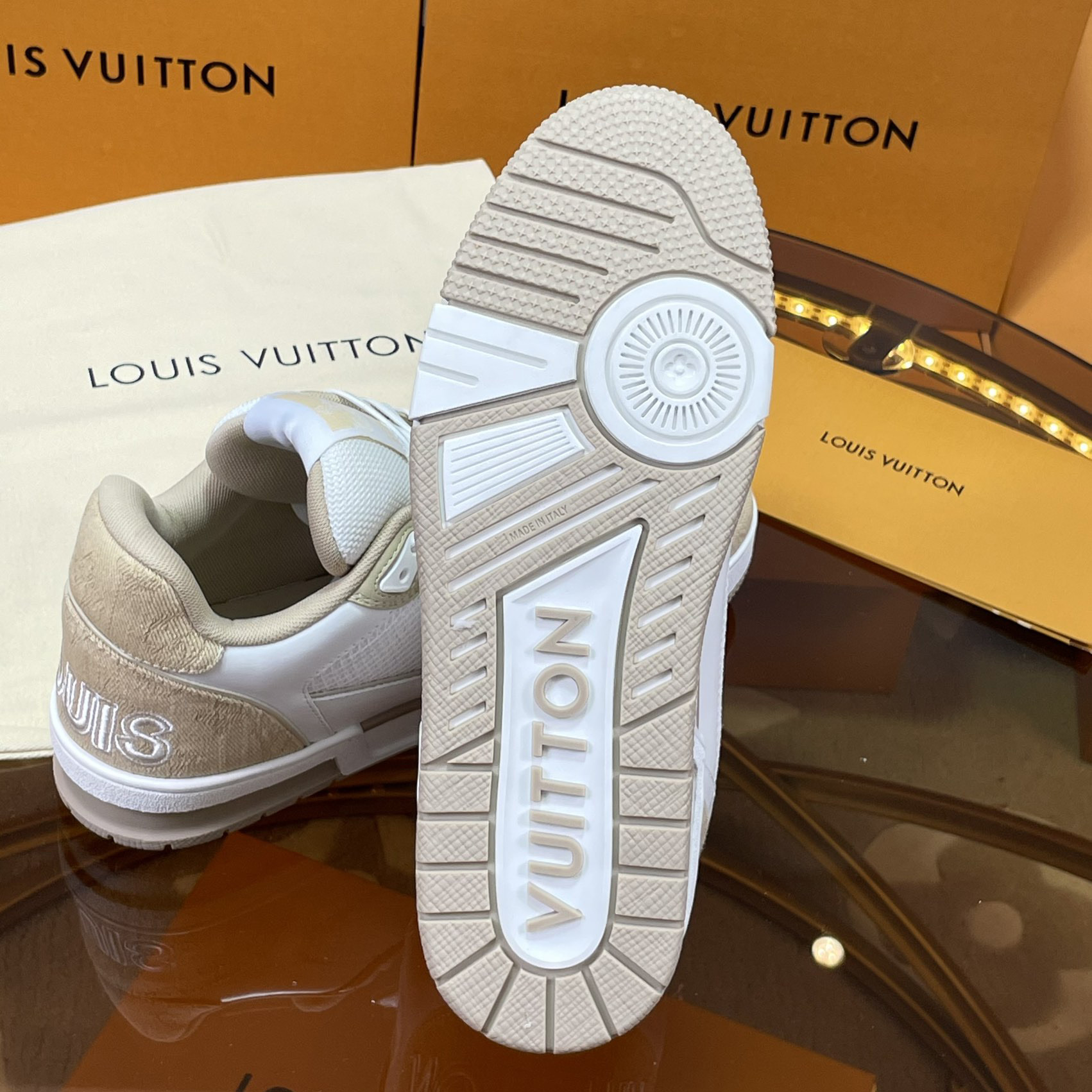 Louis Vuitton LV  Trainer Sneaker    1A9ZC7 - DopestKickz