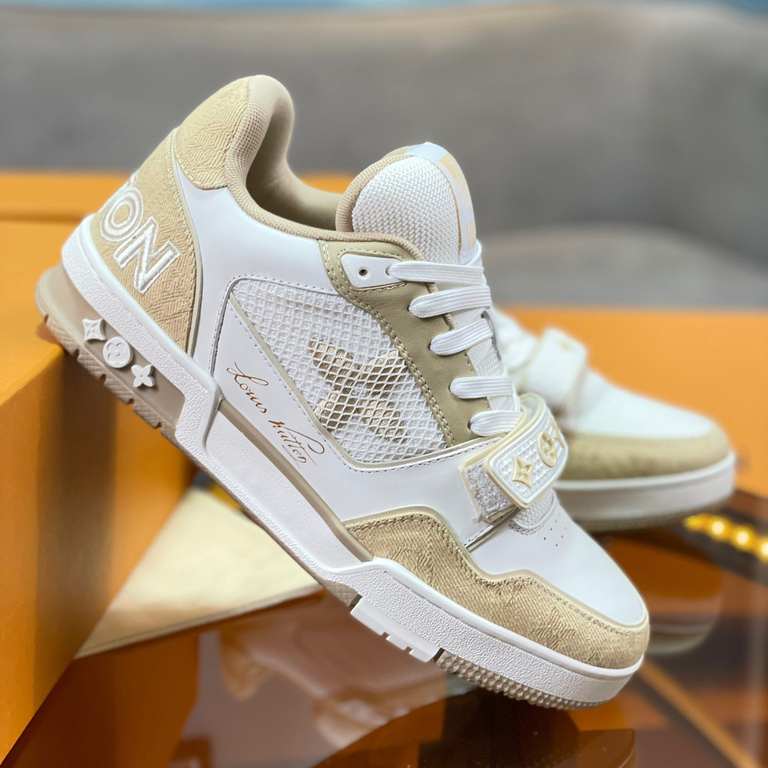 Louis Vuitton LV  Trainer Sneaker    1A9ZC7 - DopestKickz