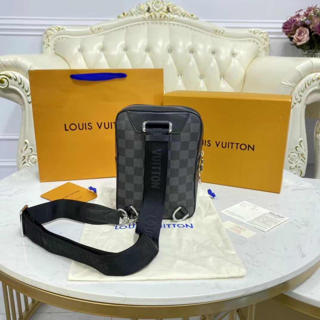 Louis Vuitton Amazone Sling Bag(17-21-6cm) - DopestKickz