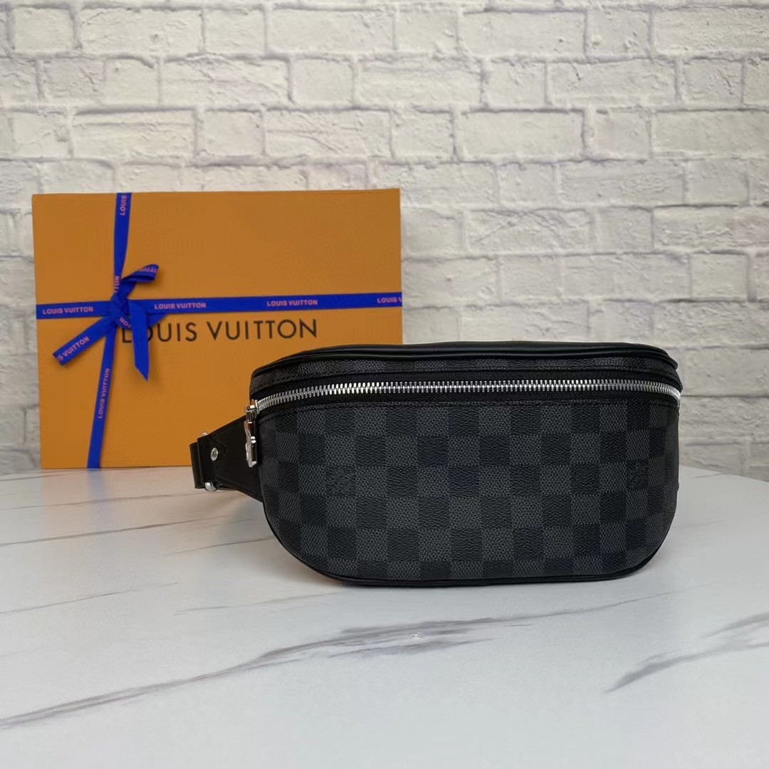 Louis Vuitton Campus Bumbag(26-13-7cm) - DopestKickz