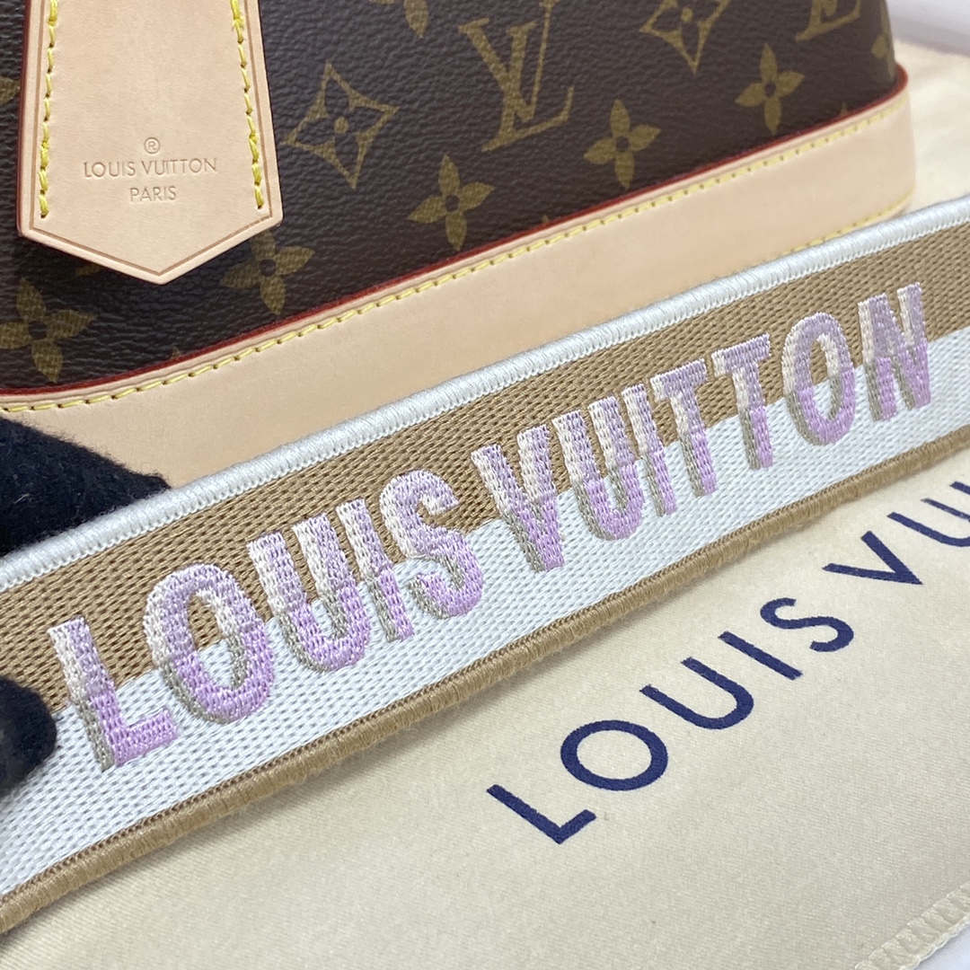 Louis Vuitton Alma BB Monogram Canvas Handbag (23.5-17.5-11.5cm)     M53152 - DopestKickz