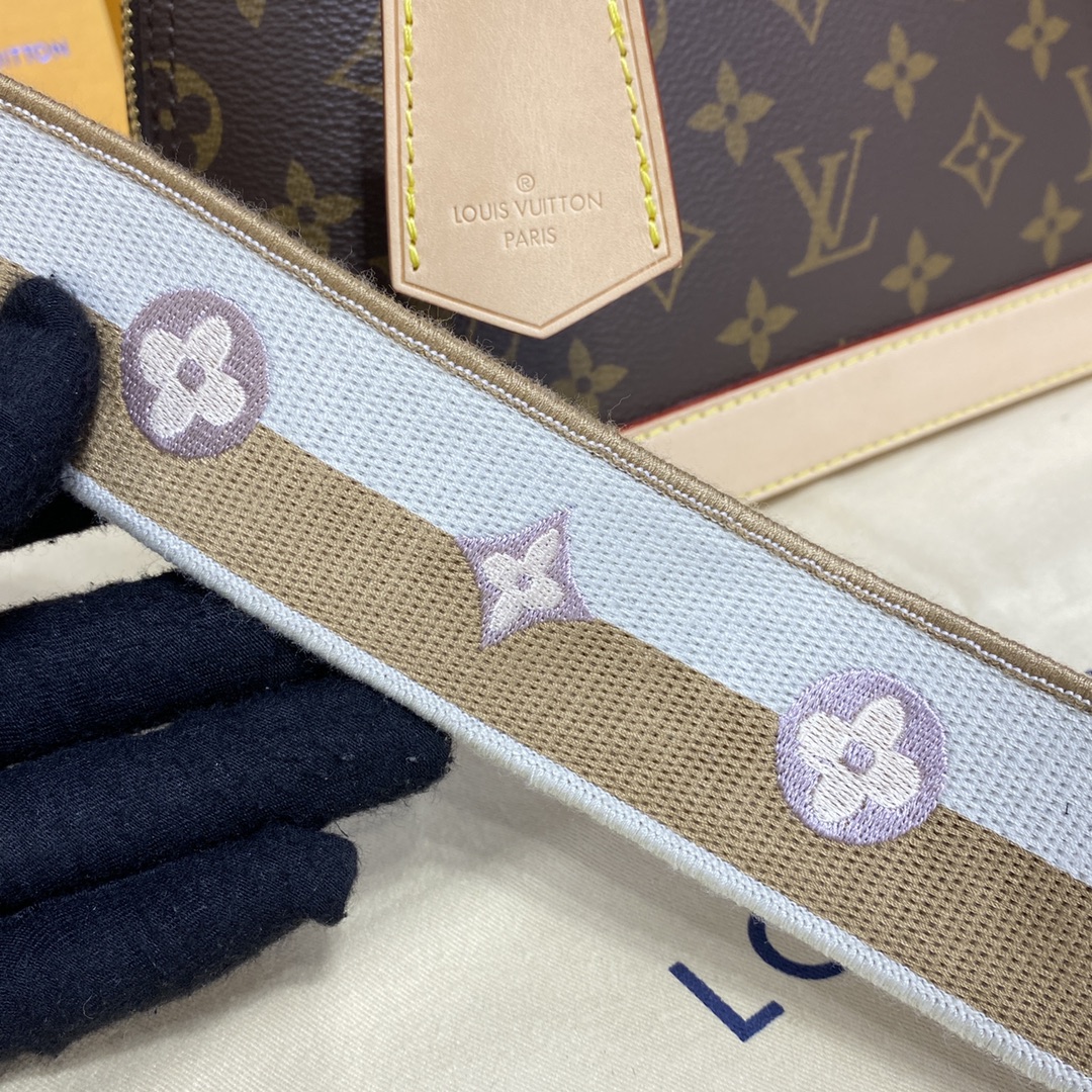 Louis Vuitton Alma BB Monogram Canvas Handbag (23.5-17.5-11.5cm)     M53152 - DopestKickz