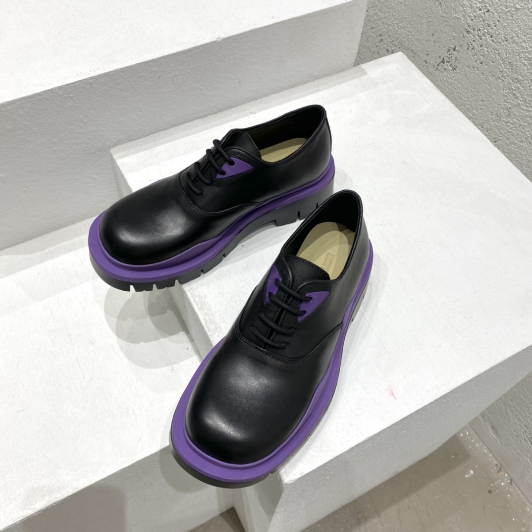 Bottega Veneta Vegetally-Tanned Leather Lace-Up Shoes - DopestKickz