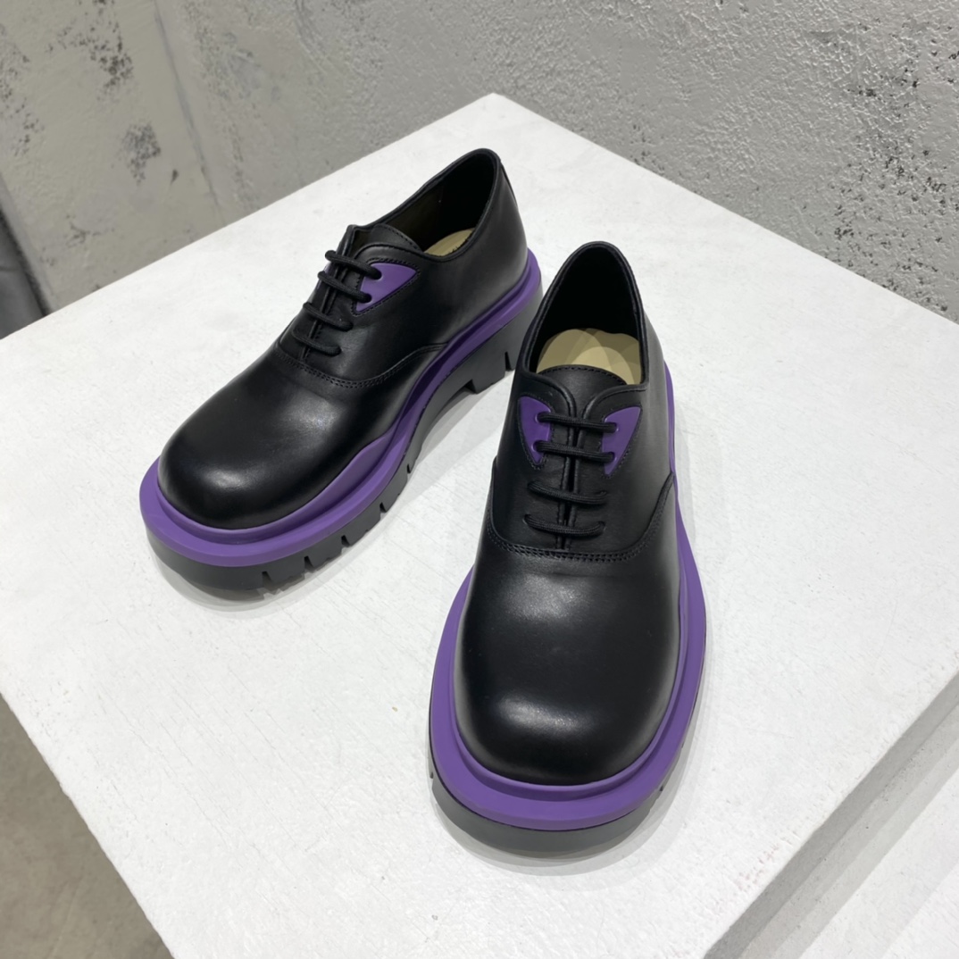 Bottega Veneta Vegetally-Tanned Leather Lace-Up Shoes - DopestKickz