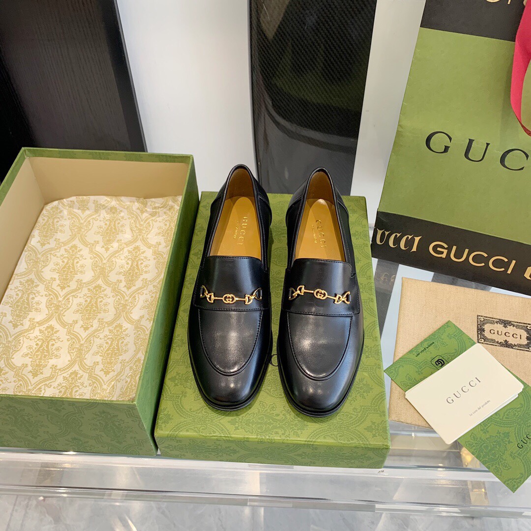Gucci Women's Loafer With Horsebit - DopestKickz